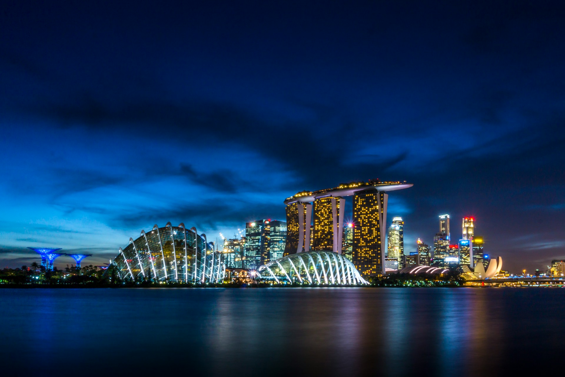Singapore city skyline representing the jurisdiction's strengths as an e-commerce and digital business hub for Asia-Pacific online retail companies in 2026